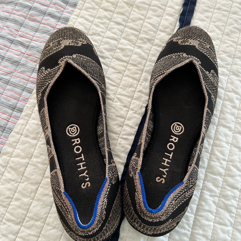 Rothy's Black and Tan Patterned Flats